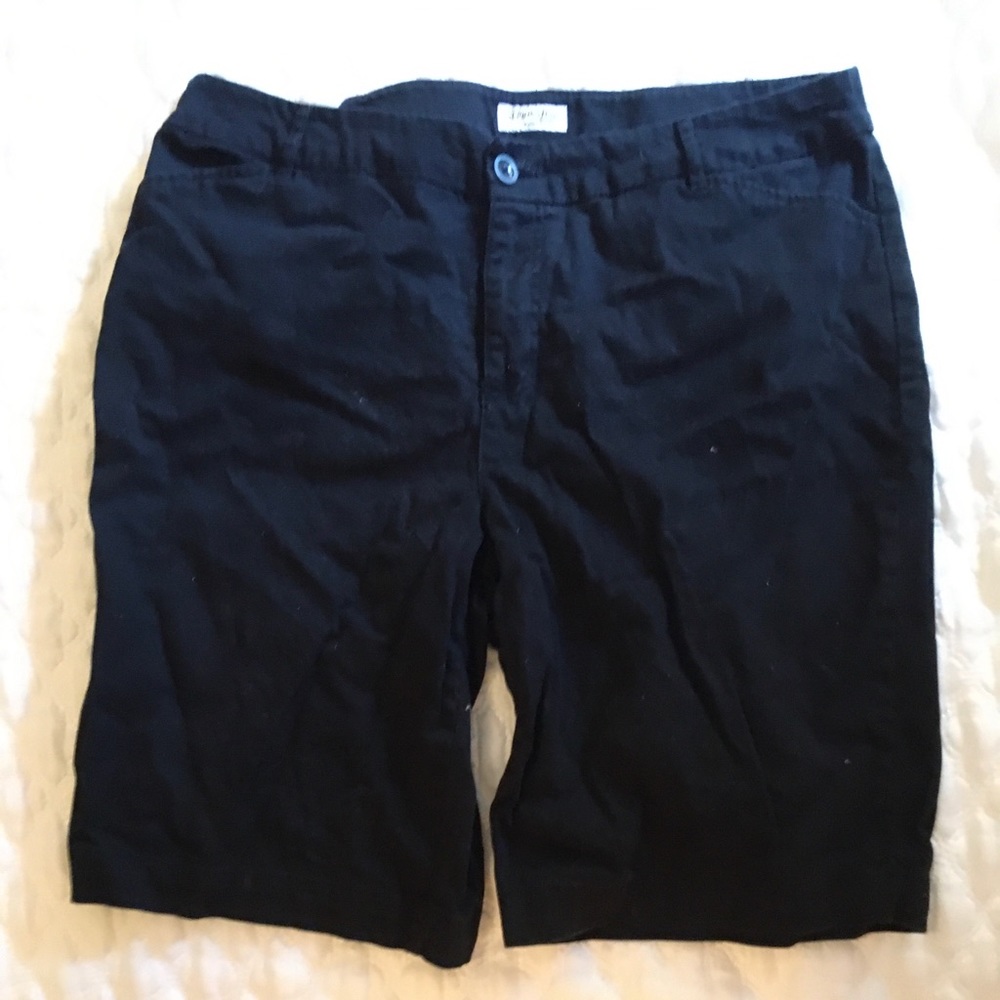 1 Pair St John’s Bay Bermuda Shorts Plus  Size 18W